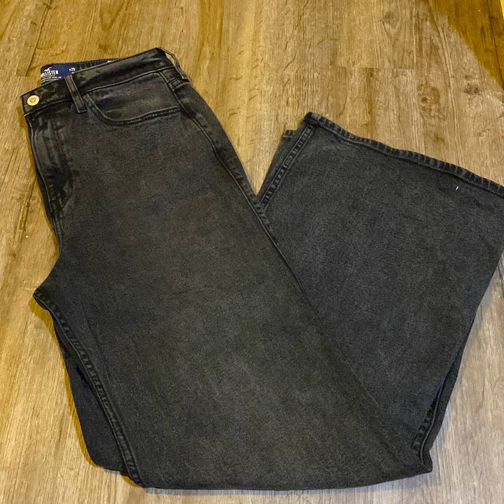 NWOT Hollister Wide Leg Jeans